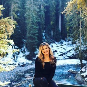 Meet your Posher, Marcela